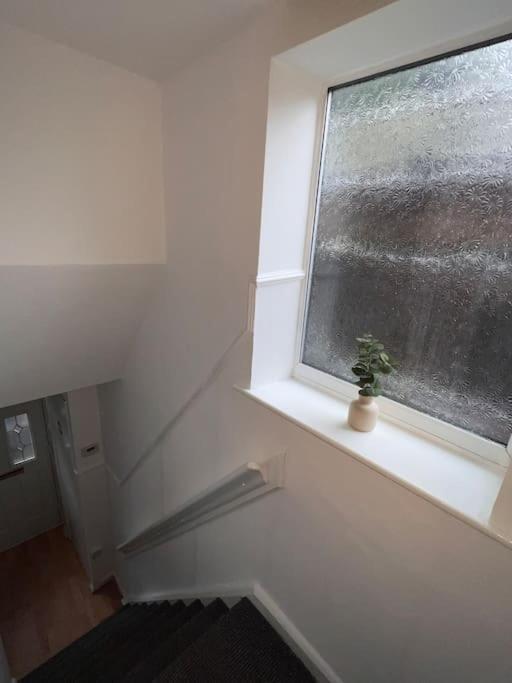 As Peaceful Home Bescot Bagian luar foto